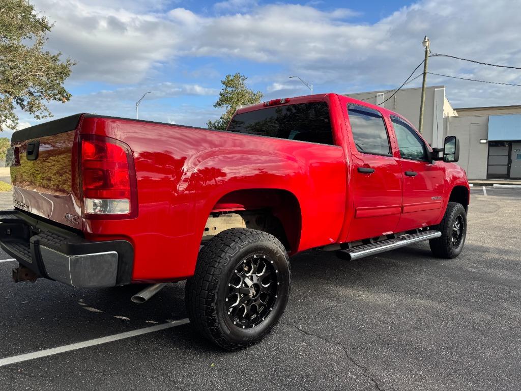 2010 GMC Sierra 2500HD SLE photo 11