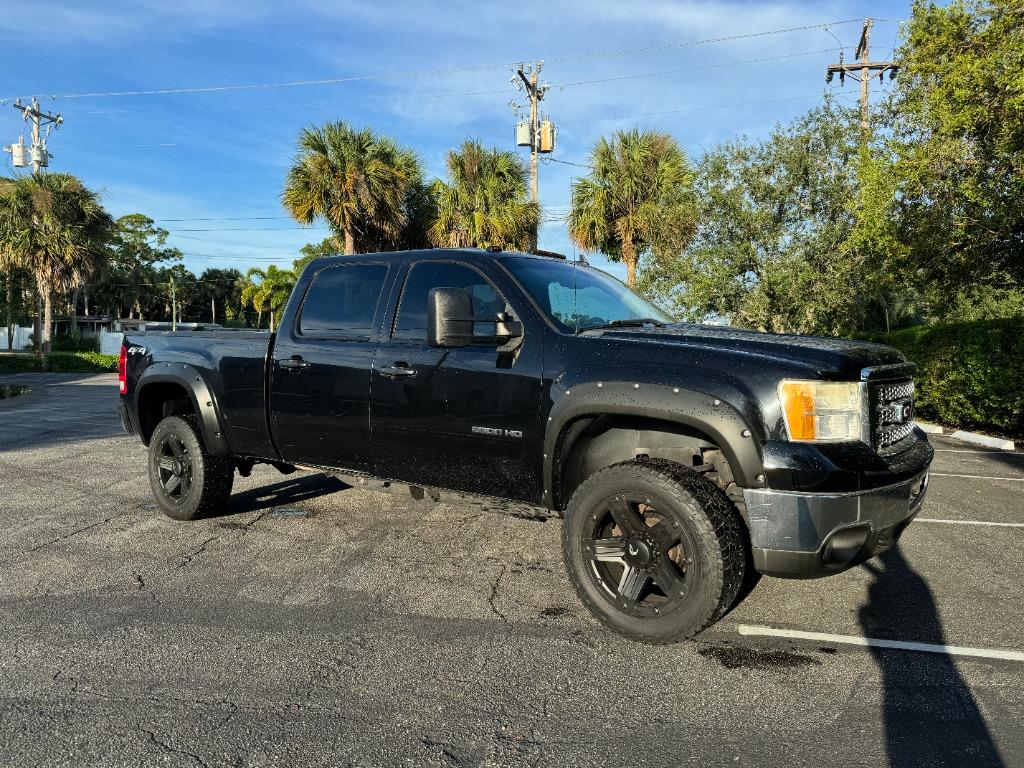 2013 GMC Sierra 2500HD SLE photo 11