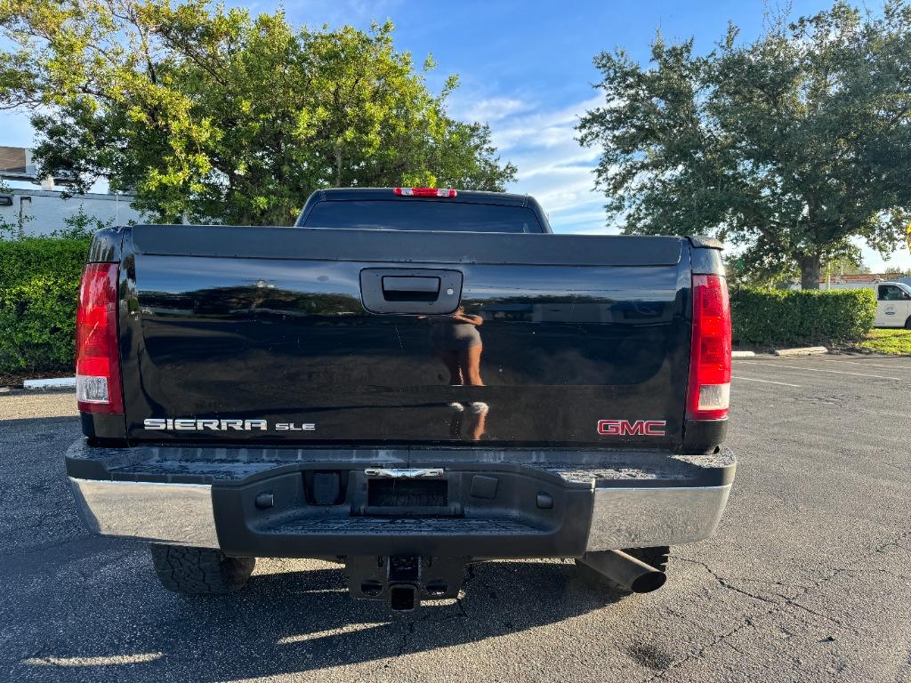 2013 GMC Sierra 2500HD SLE photo 17