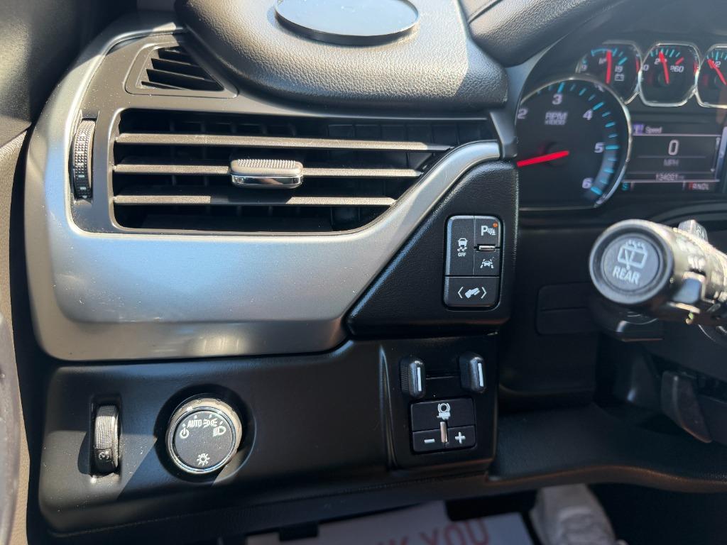 2018 Chevrolet Tahoe LT - Photo 16
