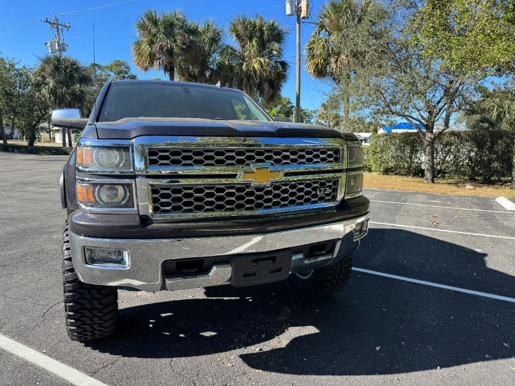 2014 Chevrolet Silverado 1500 LTZ photo 2