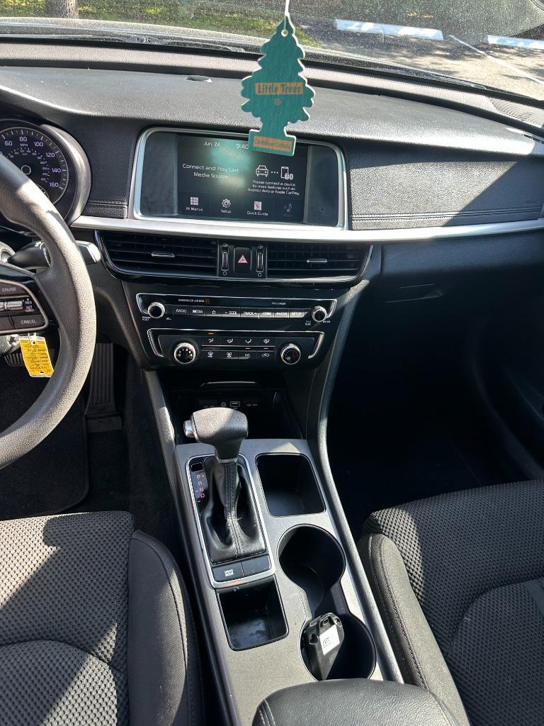 2020 Kia Optima LX - Photo 10