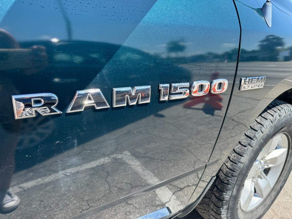 2011 RAM Ram 1500 Pickup Laramie photo 6