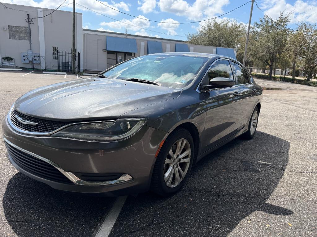 2015 Chrysler 200 Limited