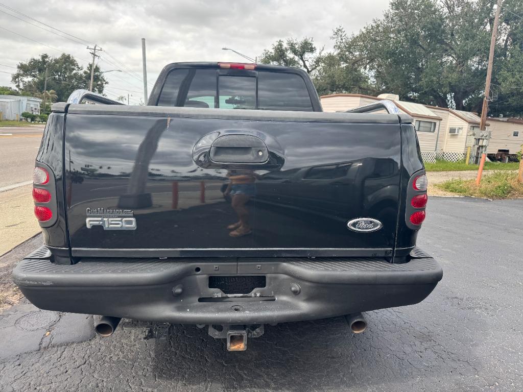 2002 Ford F-150 XLT photo 4